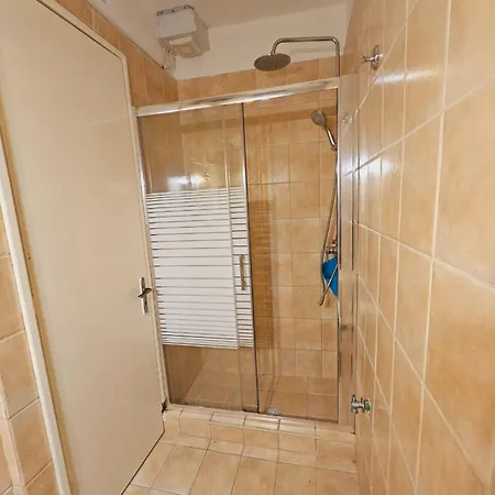 Corfu Glyfada Menigos 24 *