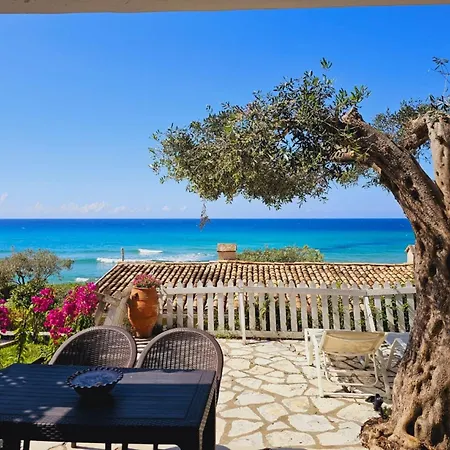 Corfu Glyfada Menigos 24 佩雷卡斯