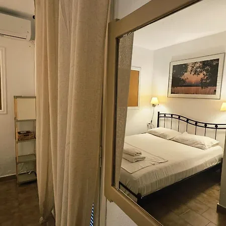 Corfu Glyfada Menigos 24 公寓 *