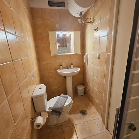 Corfu Glyfada Menigos 24 *