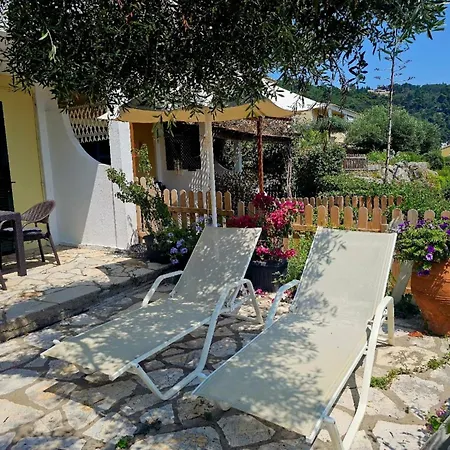 Corfu Glyfada Menigos 24 * Pélekasz